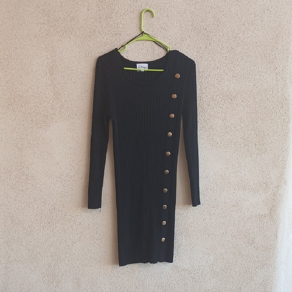 Make Offer! Olive & Oak Black Gold Asymmetrical Long Sleeve Cocktail Dress